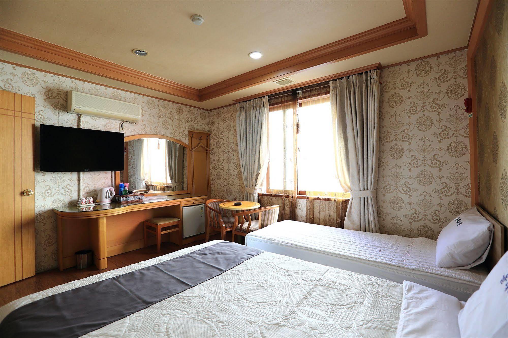 Jeju Olleh Hotel Zewnętrze zdjęcie